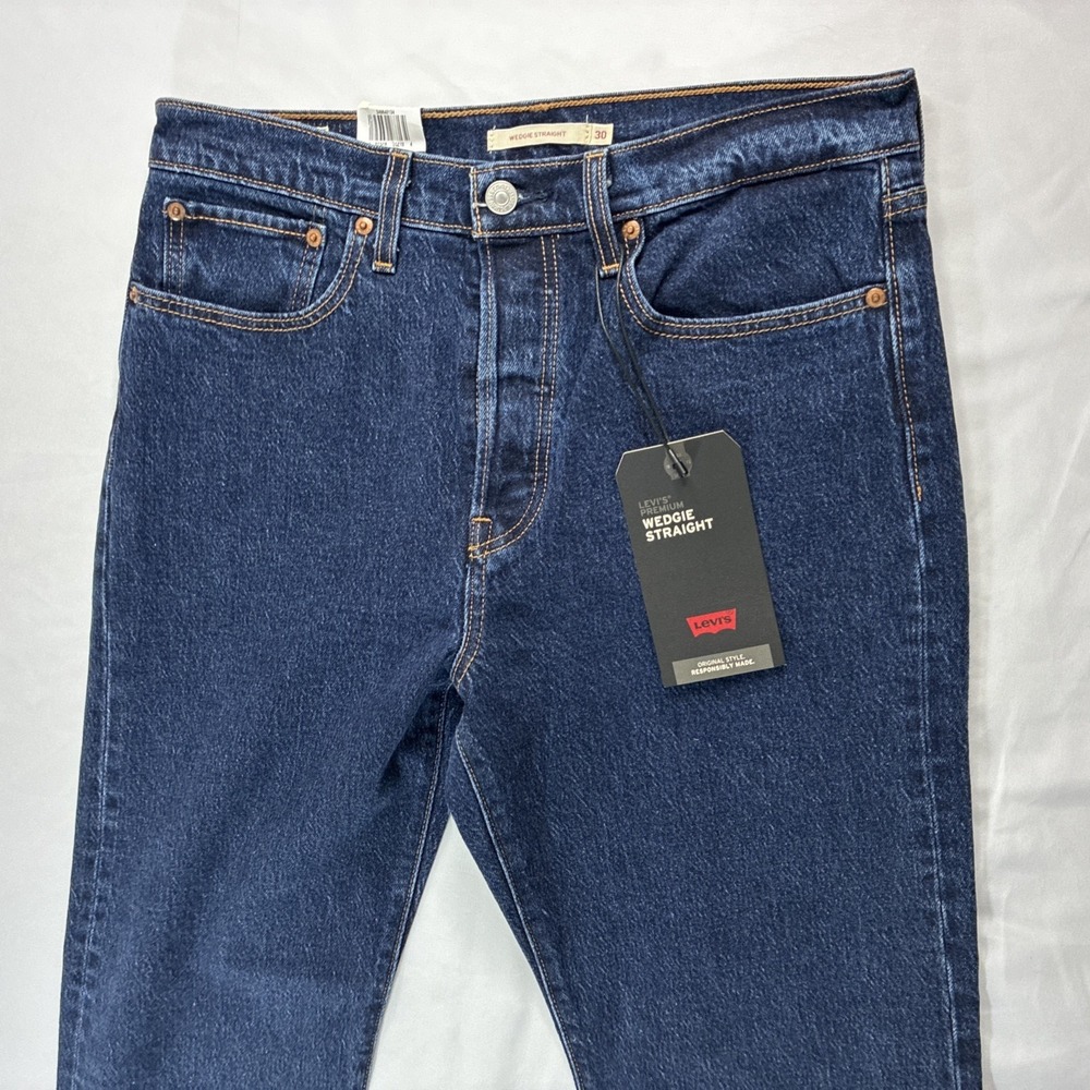 Levis Wedgie Straight Jeans Womens 30x28 NWT High Rise Big E Premium Denim Jeans
